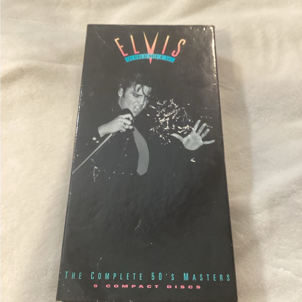 Elvis Presley  the king of rock n roll vintage  50’s masters 5 compact Discs